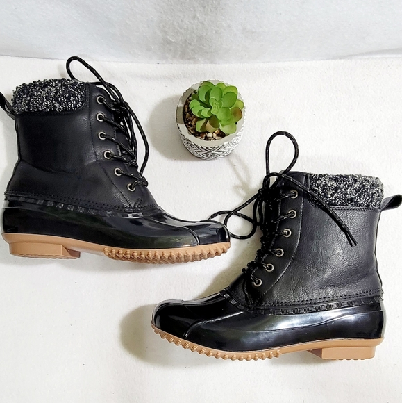 JustFab Black Lace-Up Rain Duck Boots Size Women’s 6.5
